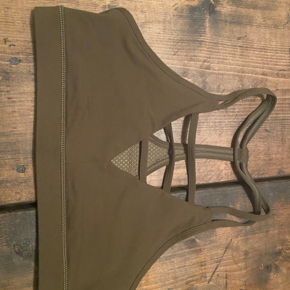 ZYIA Active Grid Bra in Olve Green - Picture 3 of 5